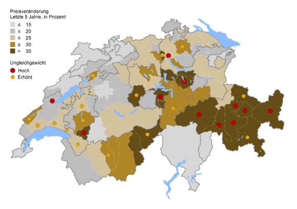 Die Immobilienpreise in unterschiedlichen Regionen in der Schweiz werden den Mietpreisen gegenübergestellt. So entsteht eine Karte, die aufzeigt, in welchen Regionen ein Risiko für eine Immobilienblase besteht.