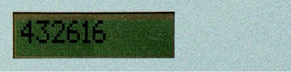 Entrez dans l'Access Card Display les 6 chiffres affichés