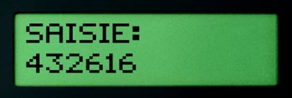 numéro à 6 chiffres affiché sur la page de connexion sur le lecteur de carte