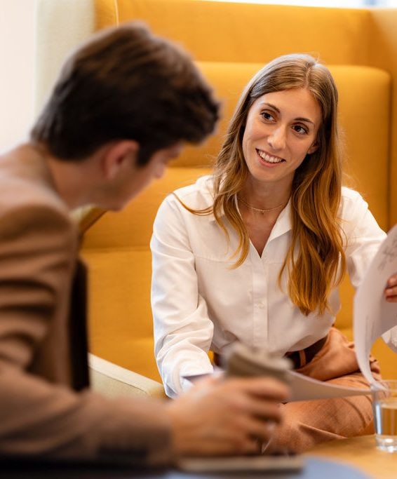 Grazie a un dossier di vendita, gli interessati hanno a disposizione una panoramica con tutti i dettagli importanti sull’oggetto in questione.