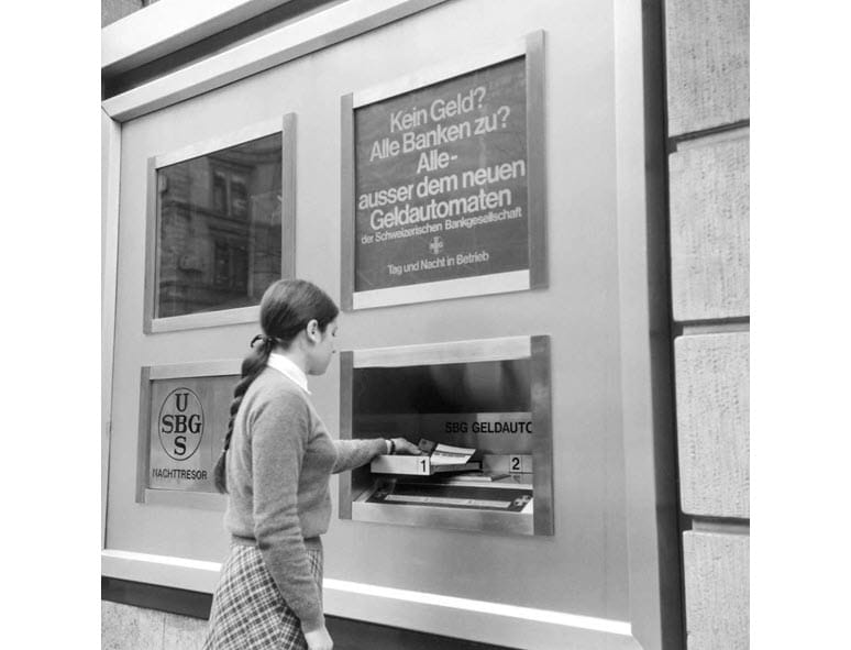 The first 24-hour bank