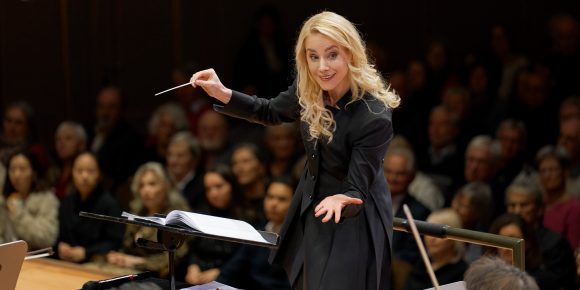 Conductor Lena-Lisa Wüstendörfer