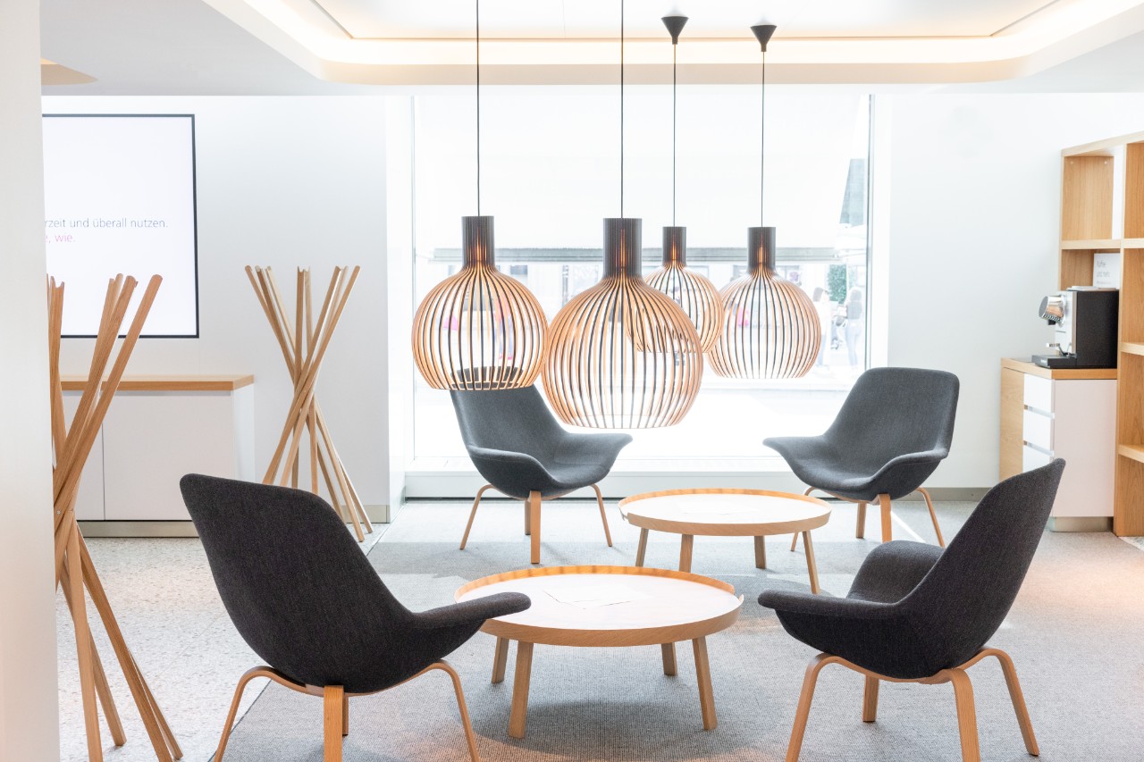 Waiting area at UBS St. Gallen