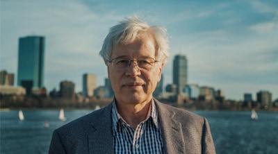 Bengt R. Holmström